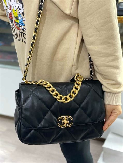 chanel bag 19 flap